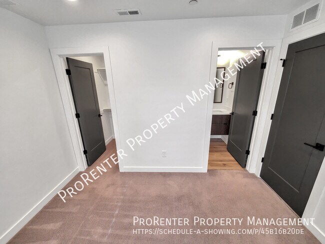 Building Photo - 230 W 1300 S St