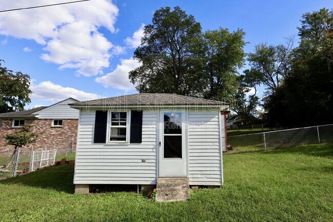 Building Photo - 9107 Mapleview Ave