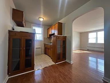 Building Photo - 6536 Crescentville Rd