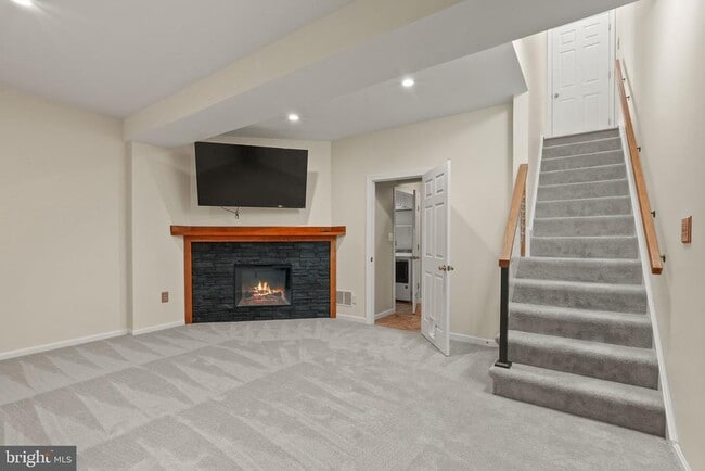 Building Photo - 3848 Brighton Ct