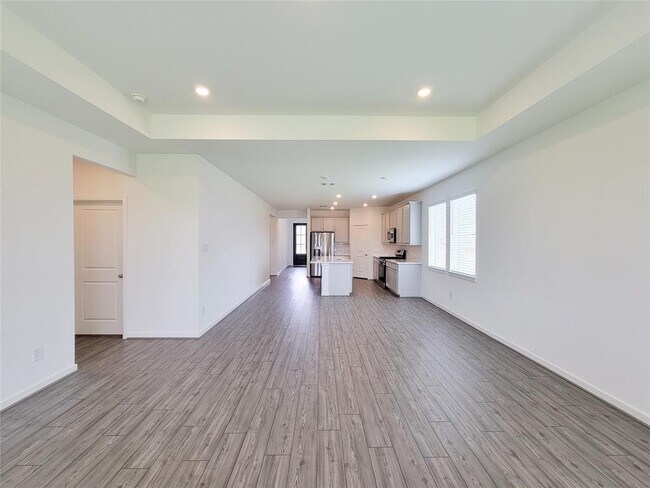 Building Photo - 21627 Royal Jett Dr