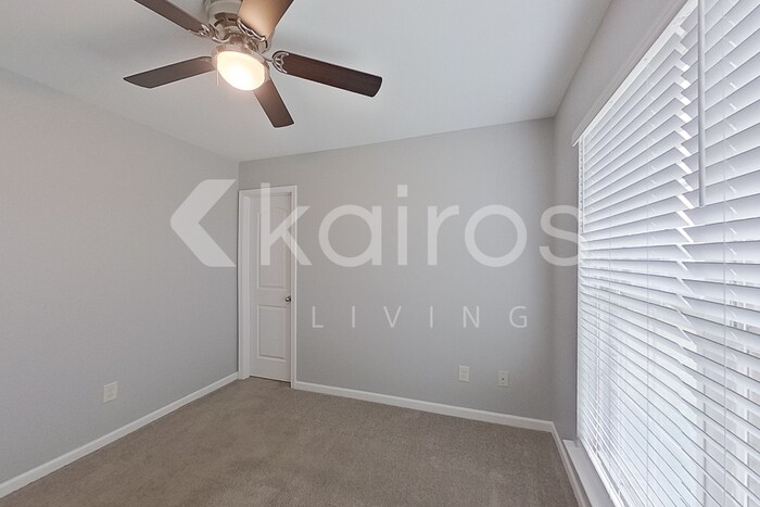 Building Photo - 59 Hideaway Ln