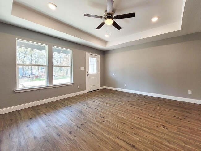 Building Photo - 159 Waurika