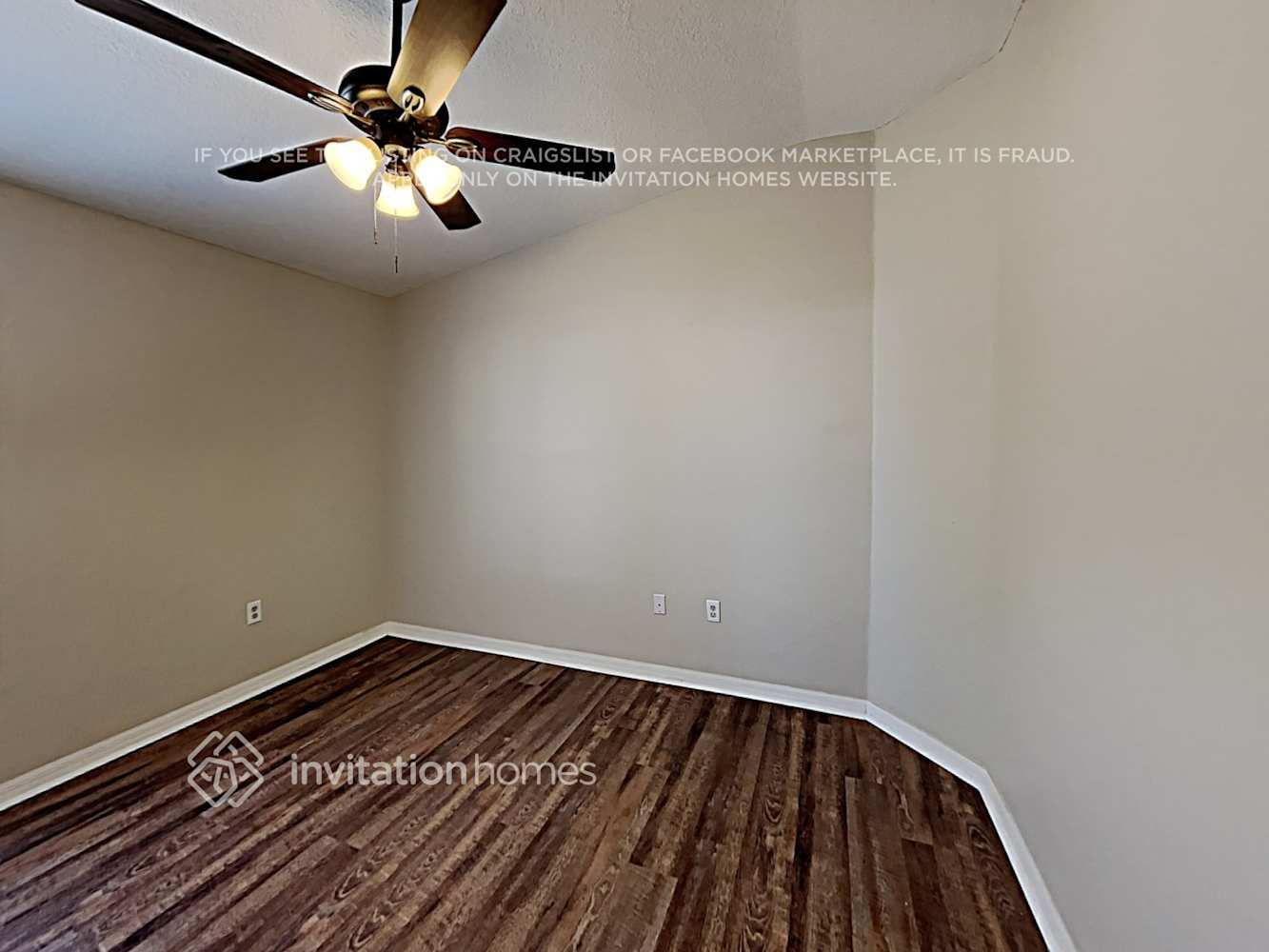 Building Photo - 2341 Hamlet Cir