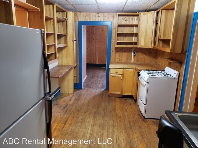 Building Photo - 2 br, 1 bath Apartment - 601 Garfield Ave
