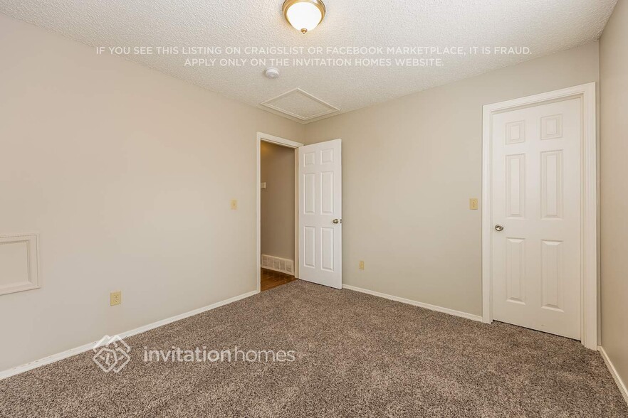 Building Photo - 425 Autumn Pl