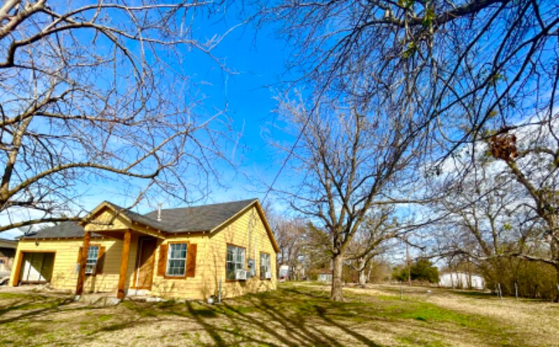 Building Photo - 507 Houston St