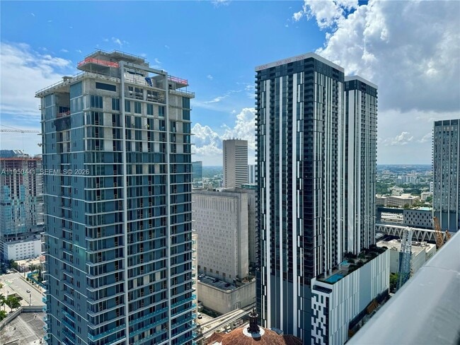 Building Photo - 159 NE 6th St