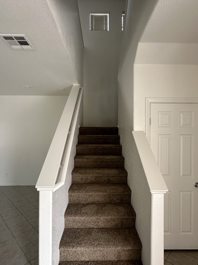 Building Photo - 6529 Adonis Heights St