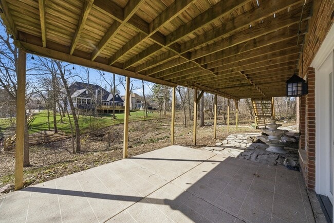 Building Photo - 1215 Triple Crown Ct
