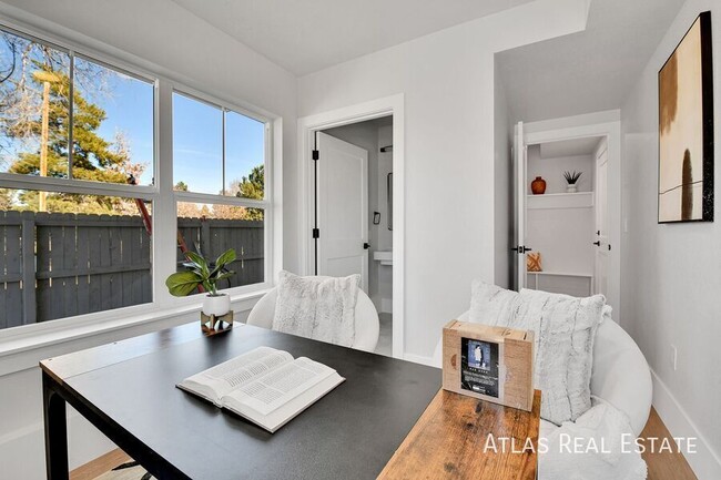 Building Photo - 6643 W 52nd Dr