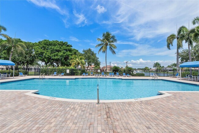 Building Photo - 630 Vista Meadows Dr