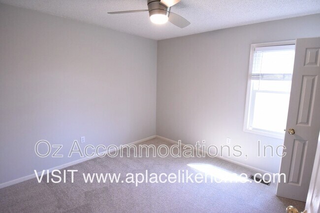 Building Photo - 14697 S Gallery St