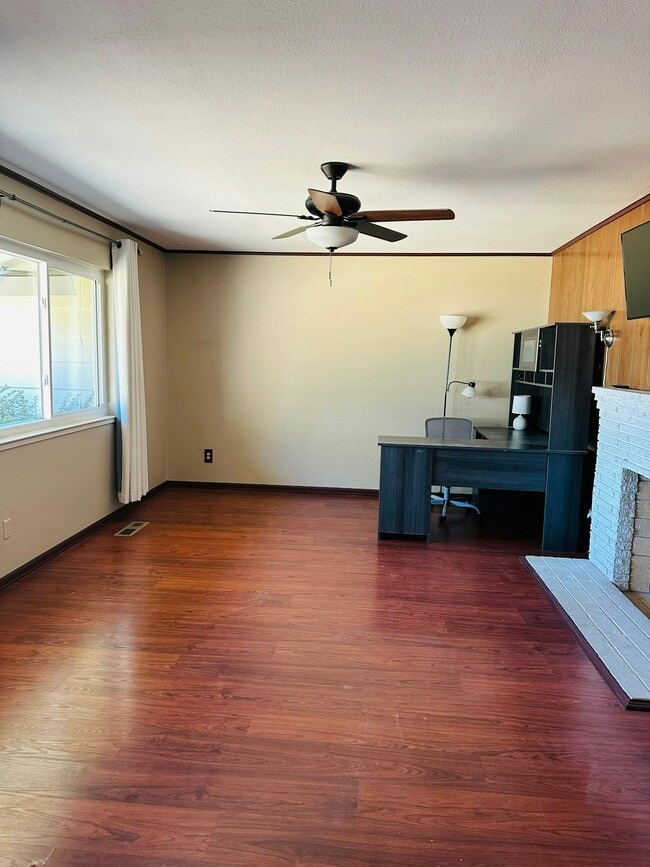 Building Photo - 4040 Marlow Ct