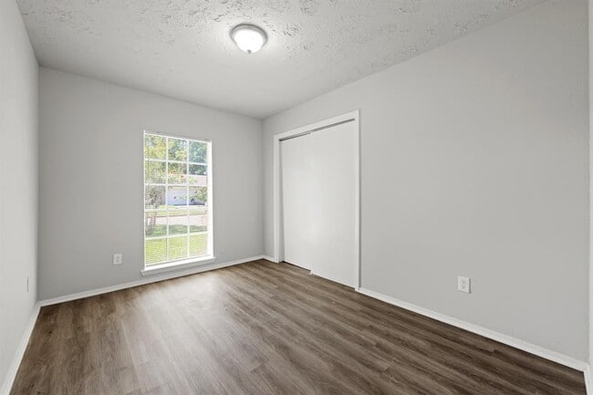 Building Photo - 6450 Bazel Brook Dr