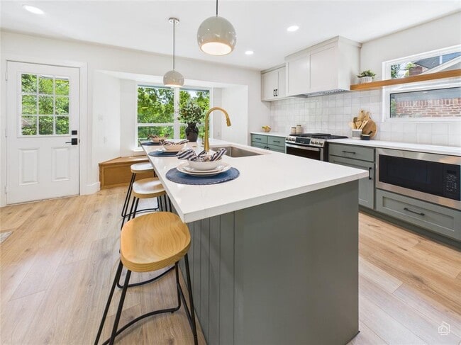 Building Photo - 7019 Creighton Ln