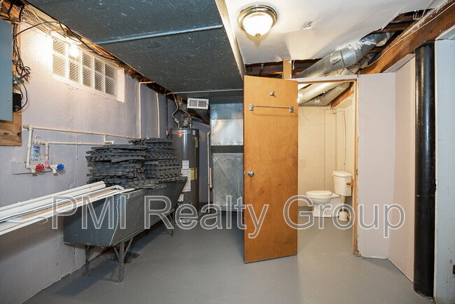 Building Photo - 25141 Treadwell Ave