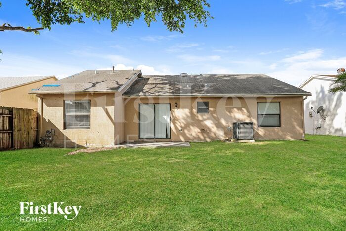 Building Photo - 5168 Edgecliff Ave