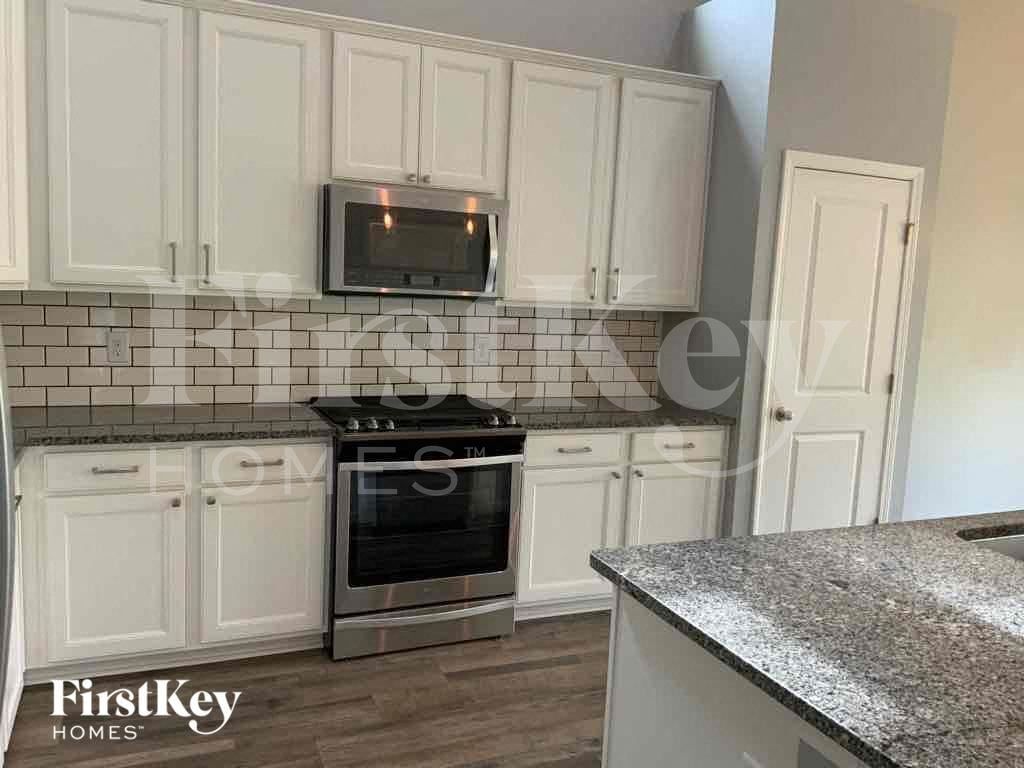 Building Photo - 447 Stonefield Cir