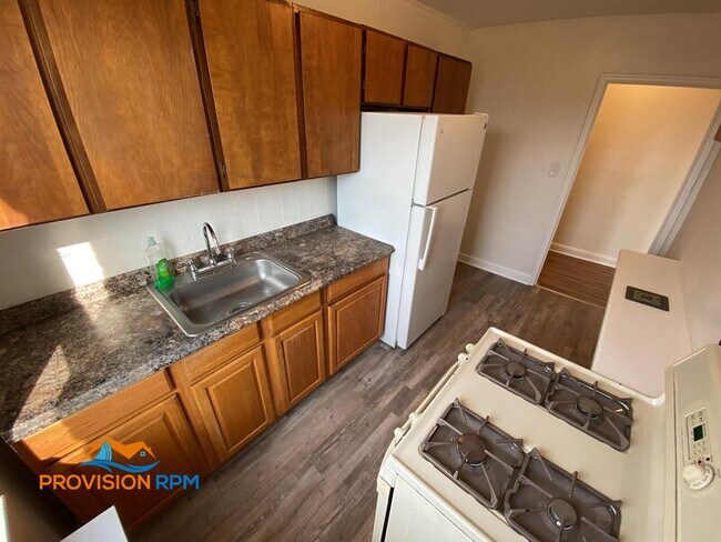 Building Photo - 2924 Yorkway