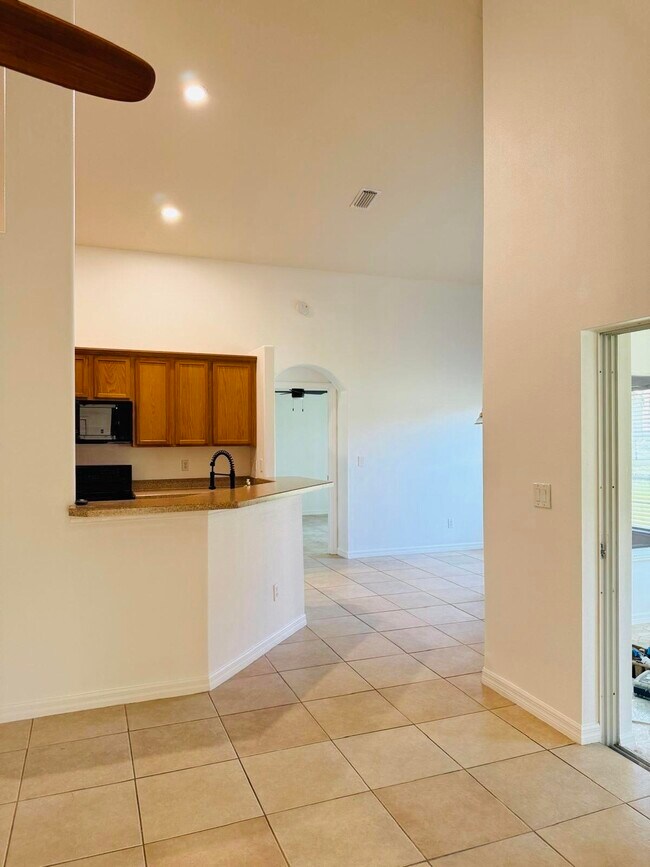 Building Photo - 207 Alcantarra St NW