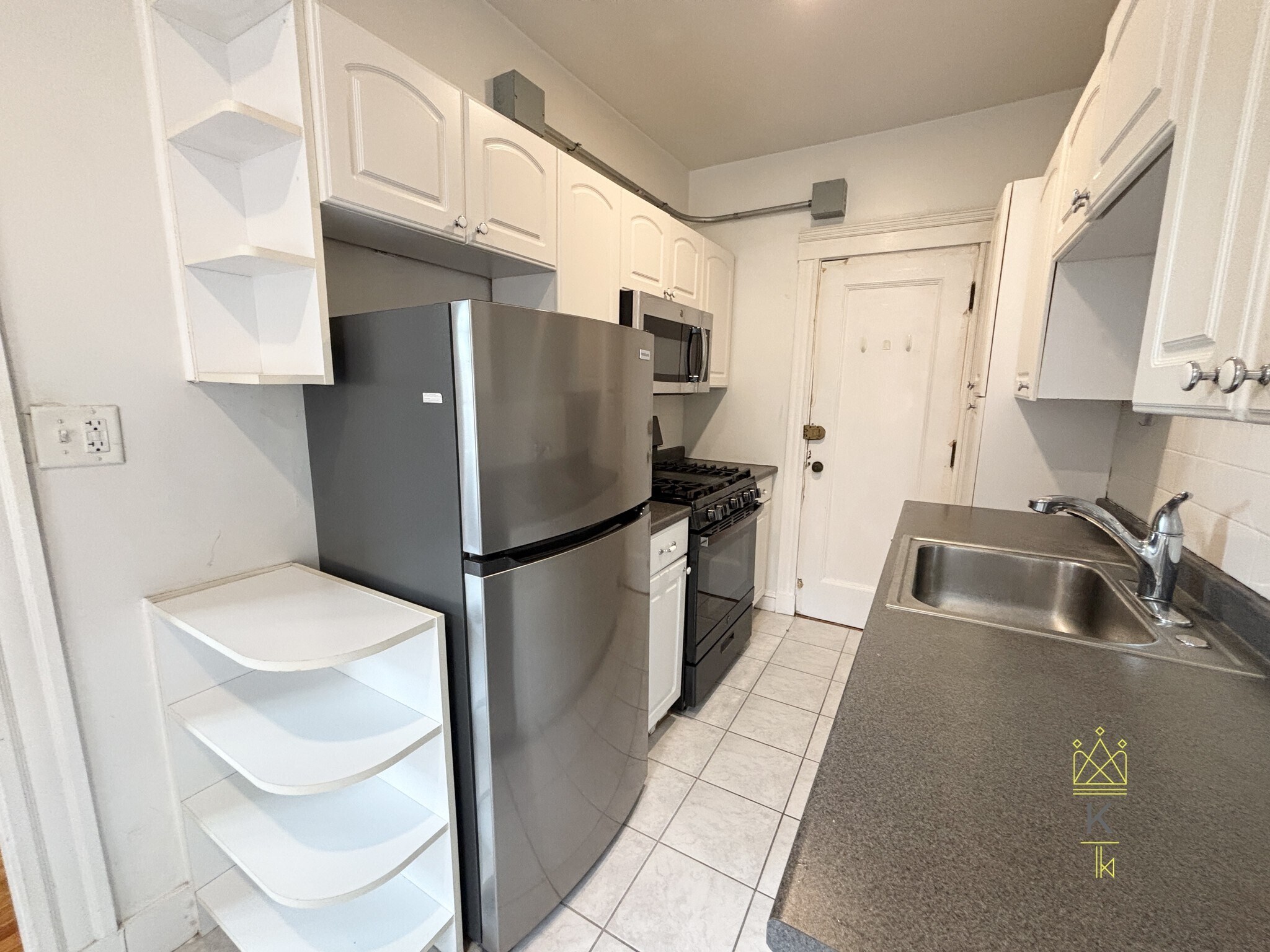 Building Photo - 1949 Commonwealth Ave