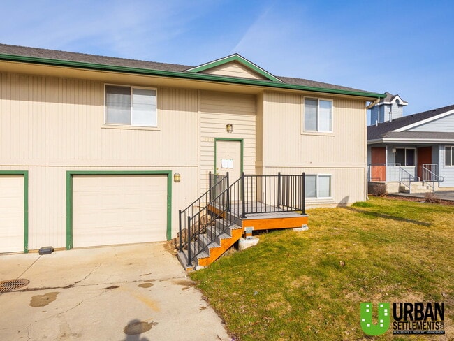 Building Photo - 15315 E Mission Ave