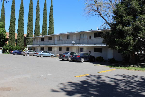 Primary Photo - Del Rio Apartments