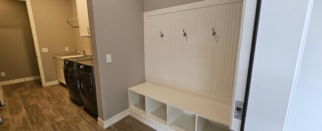 Building Photo - 26627 N 104th Way