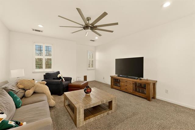 Building Photo - 1107 Devonshire Drive South