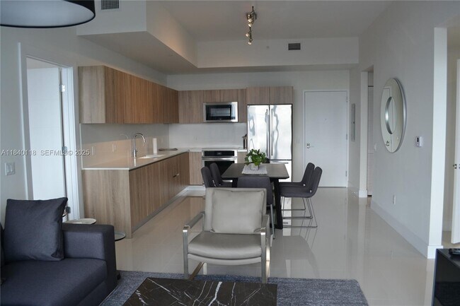 Building Photo - 2960 NE 207th St