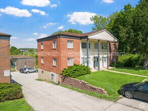 Building Photo - 223 N Virginia Ave