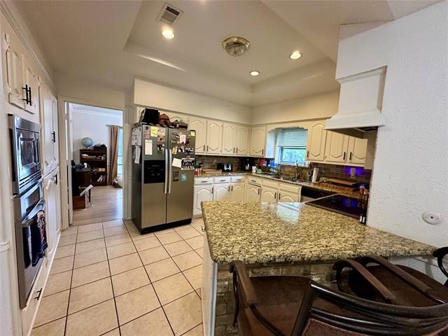 Building Photo - 7145 Crooked Oak Dr