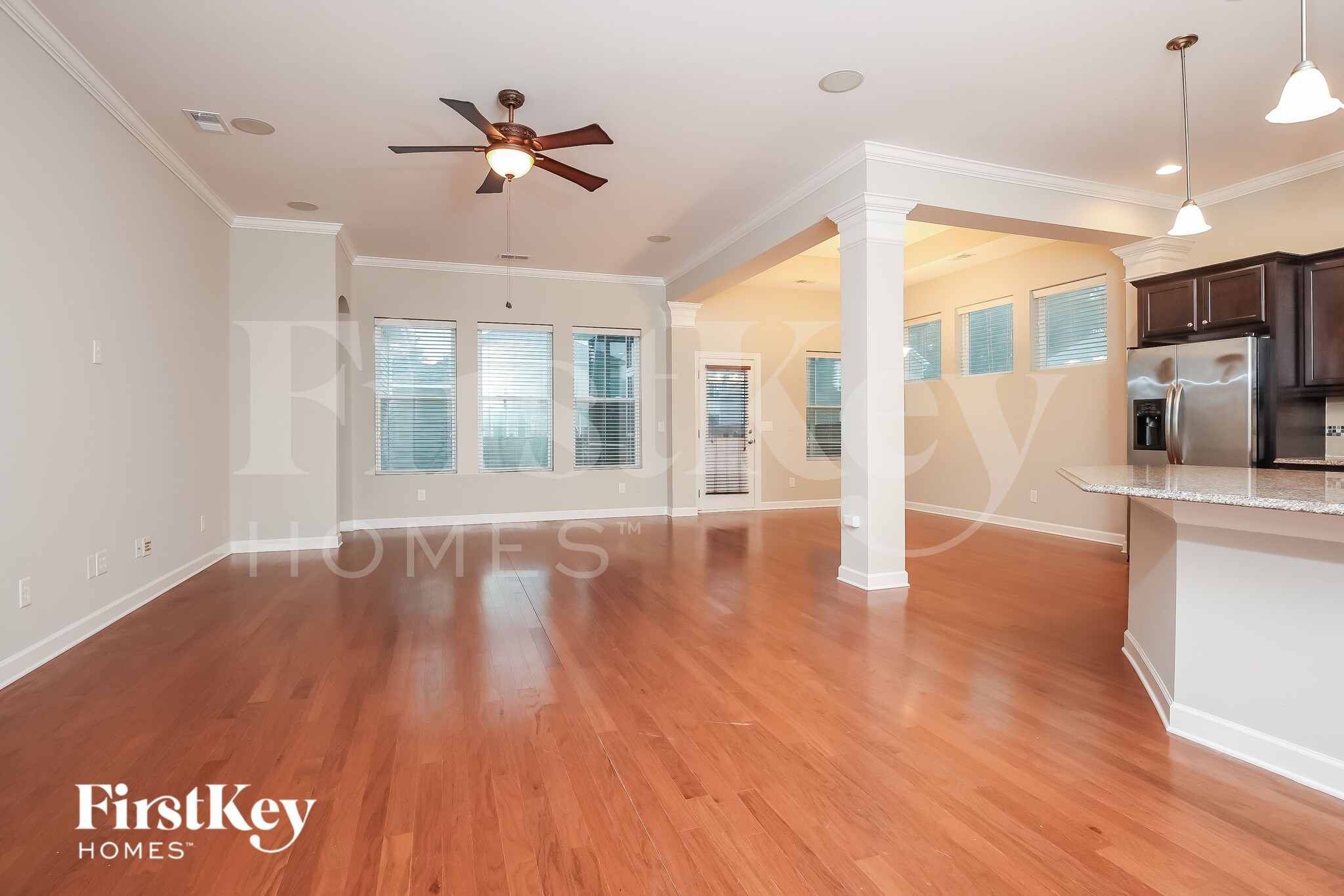 Building Photo - 215 Topsaw Ln