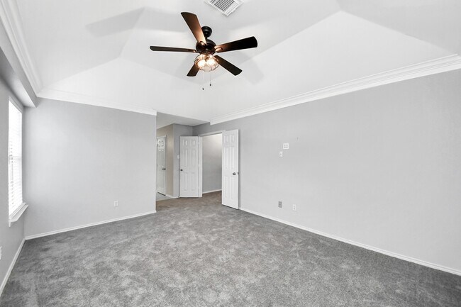 Building Photo - 16810 Valley Palms Dr
