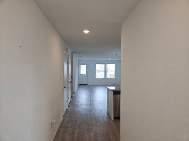 Building Photo - 4 Bedroom with 2 car garage