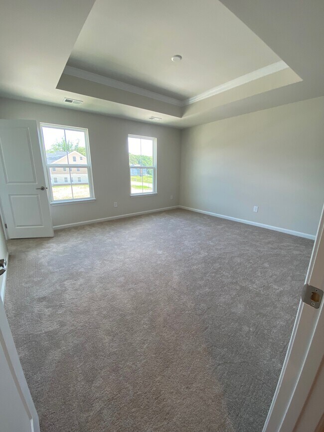 Building Photo - 126 Bicameral Ln