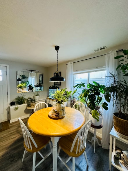 Building Photo - 6659 Interlochen Ln