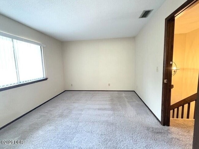 Building Photo - 14 Fair Oaks Cir
