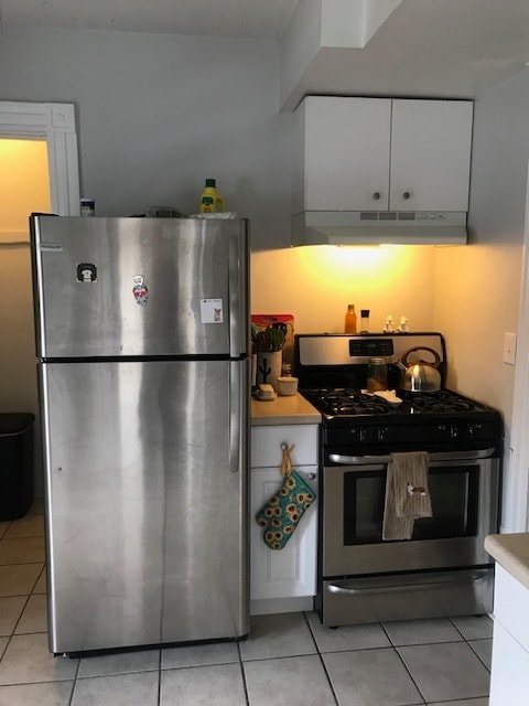 Building Photo - 91 S Washington, Up