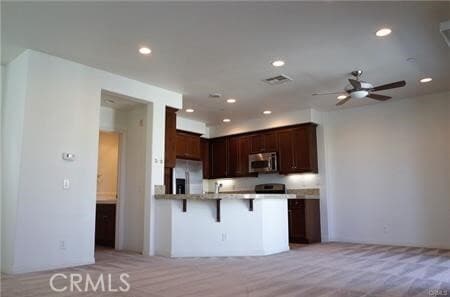 Building Photo - 303 Silk Tree