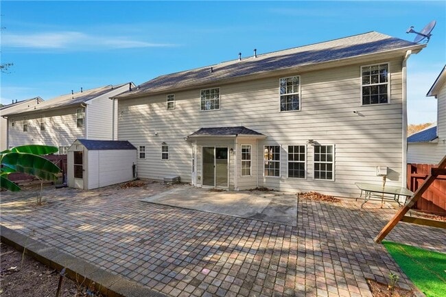 Building Photo - 5440 Village View Ln SW