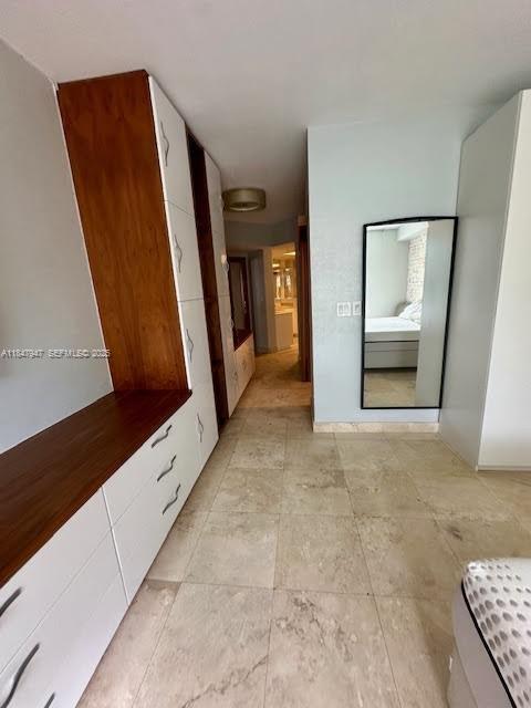 Building Photo - 140 Meridian Ave