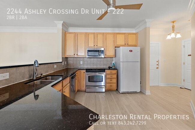 Building Photo - 2244 Ashley Crossing Dr