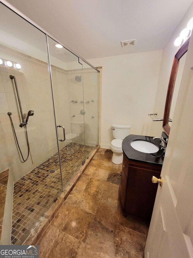 Building Photo - 4937 Village Terrace Dr
