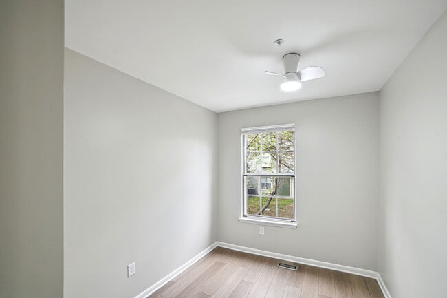 Building Photo - 13913 Highstream Pl