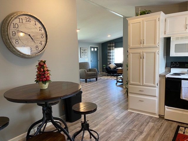 Building Photo - 713 Diamond Loop