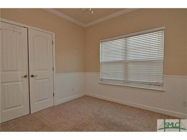 Building Photo - 165 Butler Dr
