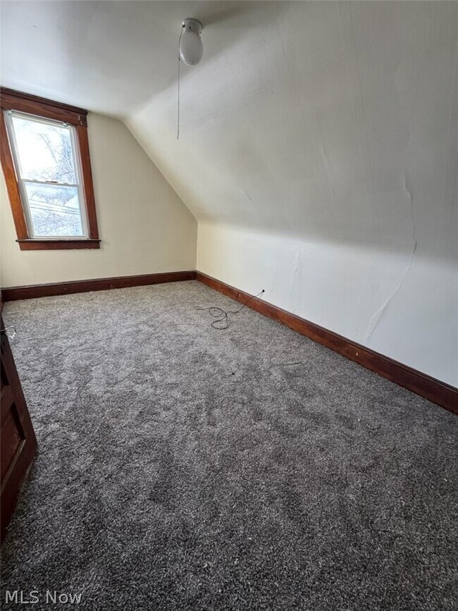 Building Photo - 3802 E 55th St