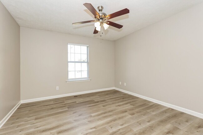 Building Photo - 1106 Lillian Ct